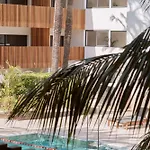 Las Gaviotas Suites Hotel & Spa